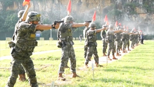  直击武警官兵基础训练大比武火热现场！